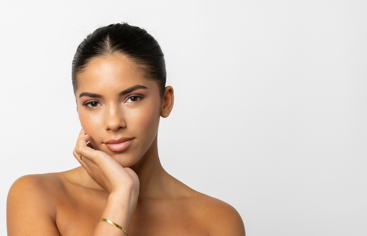 The Truth About Dewy vs. Oily: Finding Your Perfect Finish