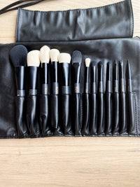 13 Piece Essential Brush Set