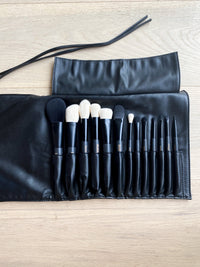 13 Piece Essential Brush Set