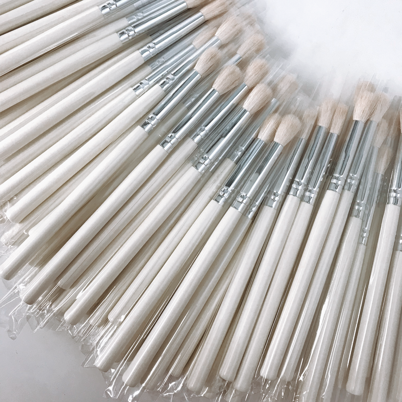 Individual  Eyeshadow Blending Brush